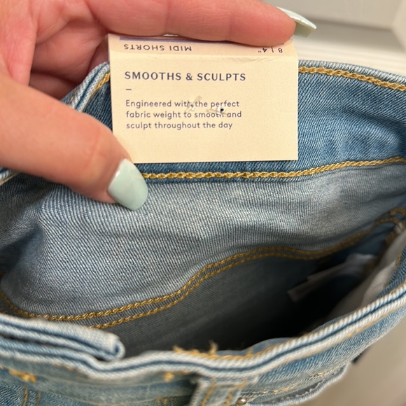 Universal Thread Mid Shorts - Picture 5 of 8